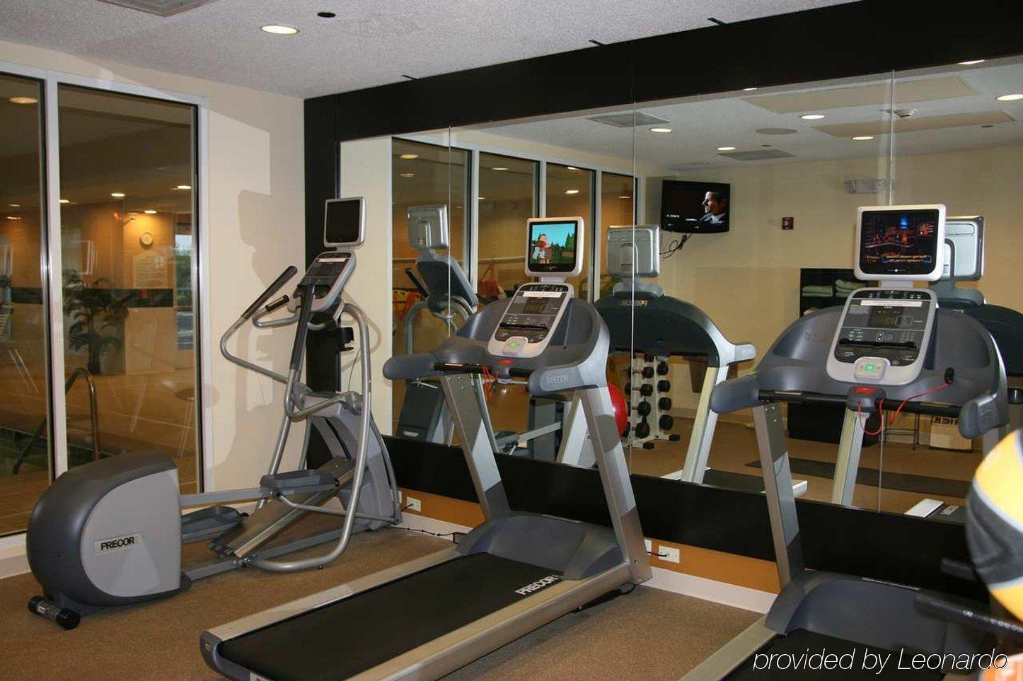 Hilton Garden Greenbrier Hotel 3*